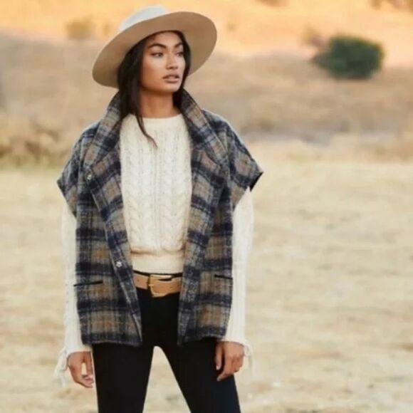 Anthropologie Andersen & Lauth Plaid Oversize Jacket Short Sleeve Cape Snaps OS - Picture 2 of 13